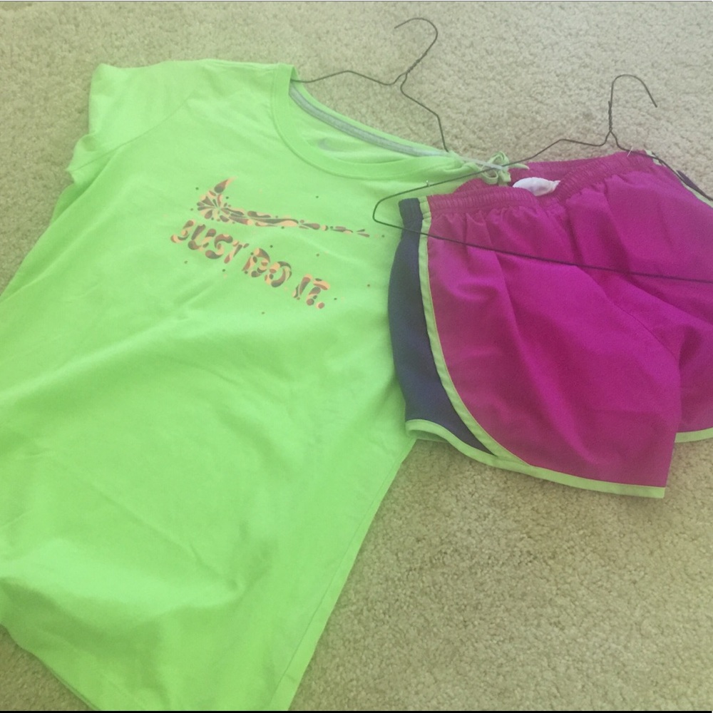 2 piece Nike Girl’s Outfit